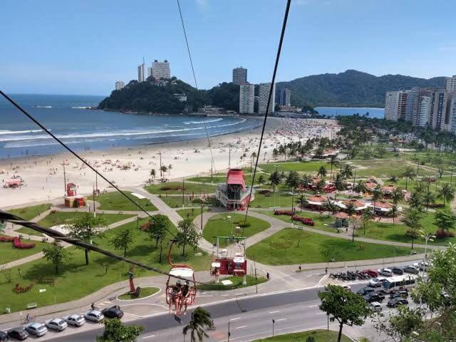 Casa Maravilhosa E Ampla Pe Na Areia Com Piscina, Area Gourmet Com Churrasqueira Em Deck Coberto Frente A Piscina, 4 Quartos Confortaveis E Espacosos, Sendo 2 Suites, Cozinha Americana E Sala De Jantar, Ampla Garagem Para 6 Carros - Mercado Na Rua Da Praia Grande  Exterior foto